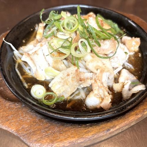 Pork and bean sprouts teppanyaki