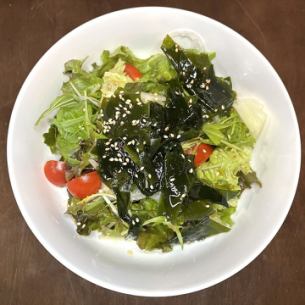 Shiso-flavored wakame salad