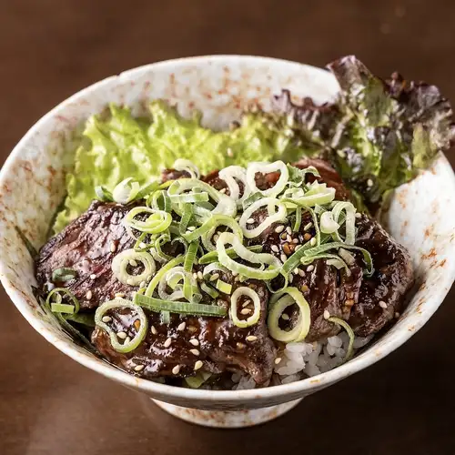 ハラミステーキ丼