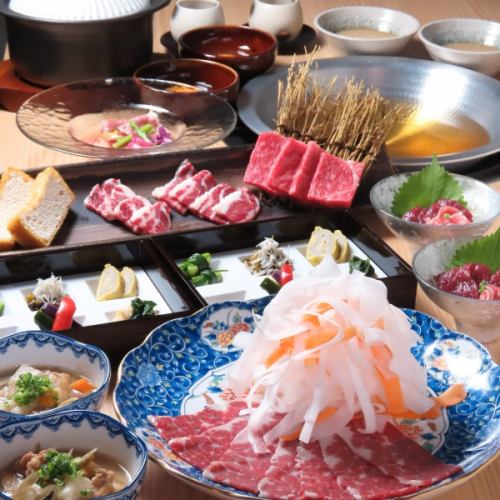 📍 구마모토・츄오구 신마치
🌿향토의 매력이 꽉 막힌 특별한 코스 요리를 준비했습니다.

𓌉◯𓇋 구마모토 향토 요리 코스(완전 개인실)
✓�전채 6종 모듬
✓� 다시마 물로 천천히 불 넣은 말의 차가운 샤브 샐러드 (홈메이드 참깨 누구)
✓� 말찌기의 2점 모듬(적신·후타에고)
✓� 아카규 로스, 말 끈, 말 로스 야키니쿠
✓ 말 샤브샤브 (수제 폰즈를 사용한 달걀 폰즈)
✓�다 국물과 볶음밥
✓�아소 우유 아이스

🏯 구마모토성의 무릎에서 정중하게 맛볼 때.
관광 마무리 · 가족 모임 · 특별 밤에
완전 개인실에서 천천히 즐길 수 있습니다.

✔🗓 예약 필수 한정 코스
📍 구마모토현 구마모토시 주오구 신마치 야키니쿠 마쇼
📱 예약은 프로필란에 붙여넣습니다.

#구마모토맛집 #향토요리코스 #말찌기 #아카규
#구마모토 관광 #구마모토 저녁 #완전 개인실 #구마모토 여행 #마샤부
#향토