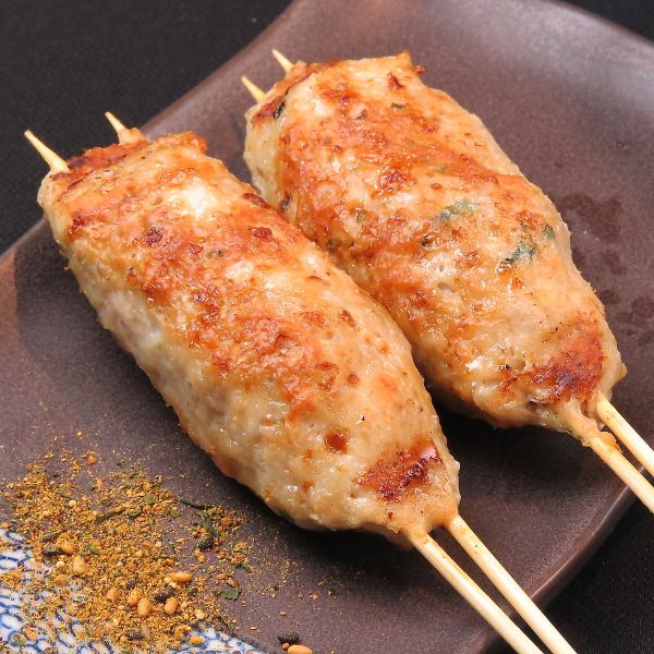 "Nama Tsukune" with a simple taste, combined with a unique blend of various parts