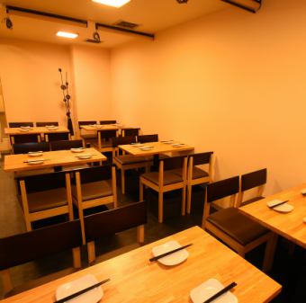 [Table seats] The new store has plenty of clean space where you can relax ♪ [Sake all-you-can-drink sake Private room Banquet Umeda Izakaya All-you-can-eat and drink]