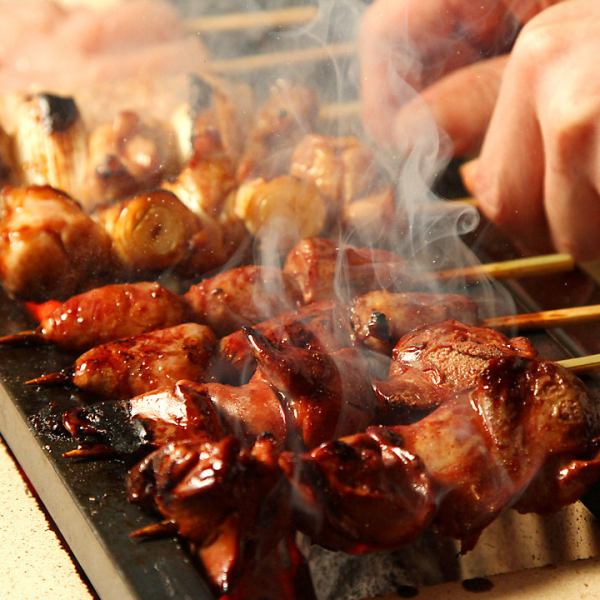 330円～楽しめる焼き鳥は自慢の逸品！絶品大山鶏の焼き鳥を純和風個室でご堪能ください。