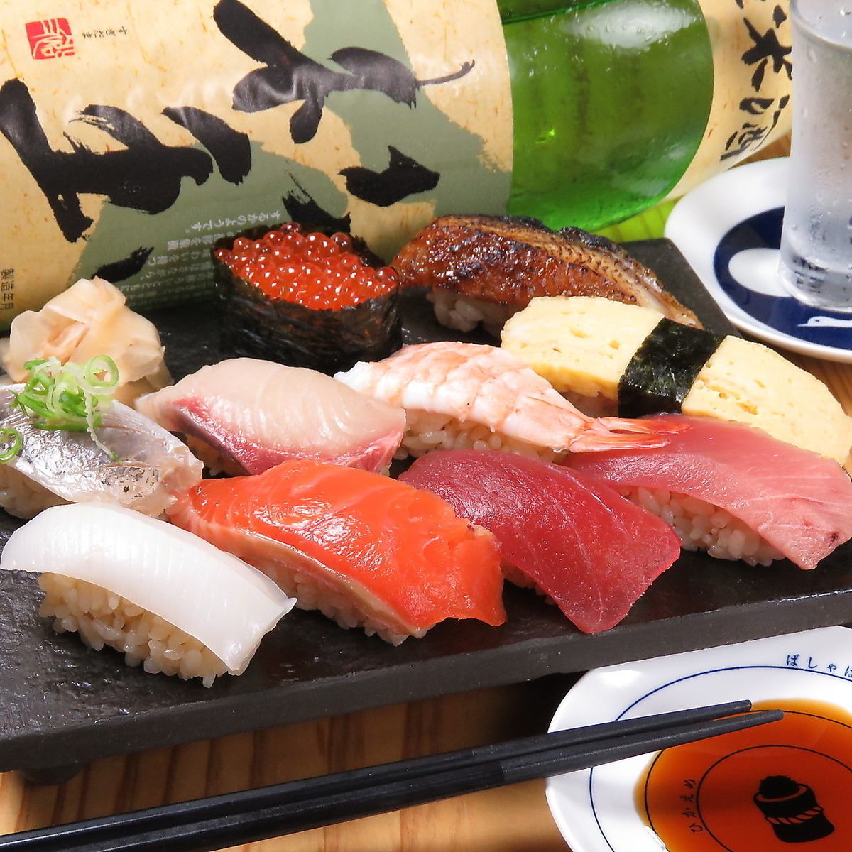 人気の定番メニューや創作寿司など種類豊富な鮨がたくさん★