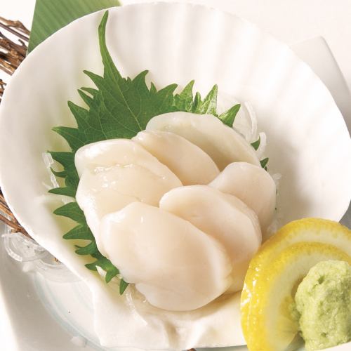 Hokkaido scallop sashimi
