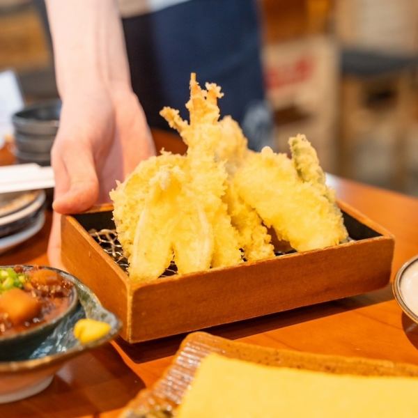 【名物!】~本日のおまかせ10種盛り~