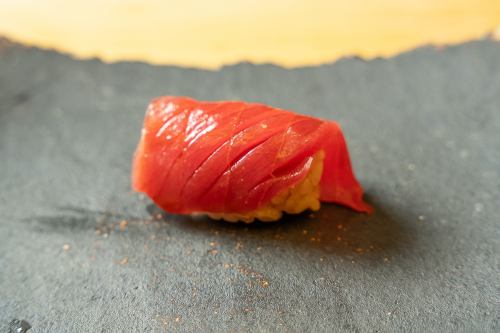 An example of 10 pieces of nigiri