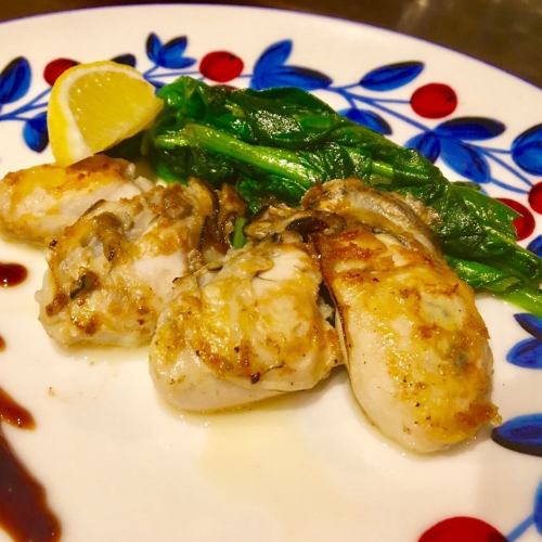 Sauteed oysters