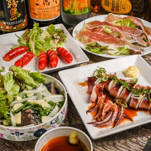 各種おつまみや定番メニューなど多種多様の料理を提供【330円（税込）～】