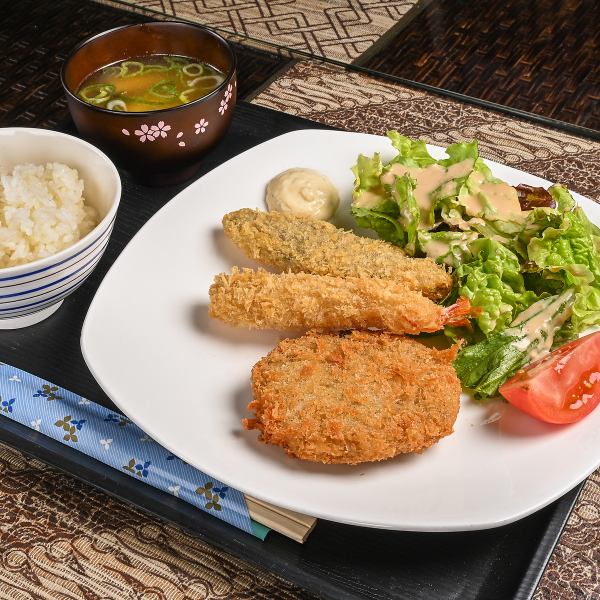 パスタや丼、焼き魚！バラエティに富んだ日替わりランチ【1,045円（税込）～】