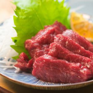 Horse meat sashimi (red meat)