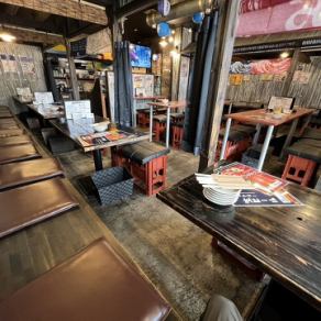 [Table seats] Relaxed table seats♪