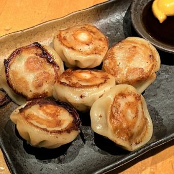 Grilled Xiaolongbao (6 pieces)