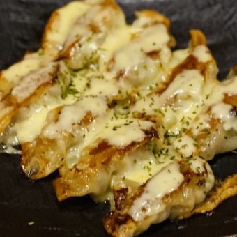 Cheese grilled gyoza