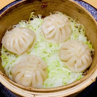 Xiao long bao (4 pieces)