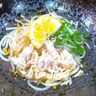 冷咸鸡乌冬面