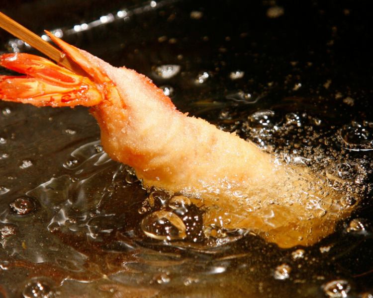 【SAKURA】定番串揚げが楽しめるコース!!磨呂の串揚げはサクッとモチッと軽やかにいただけます全8品