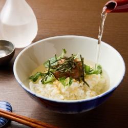 茶泡饭（鳗鱼、三文鱼肚、李子）