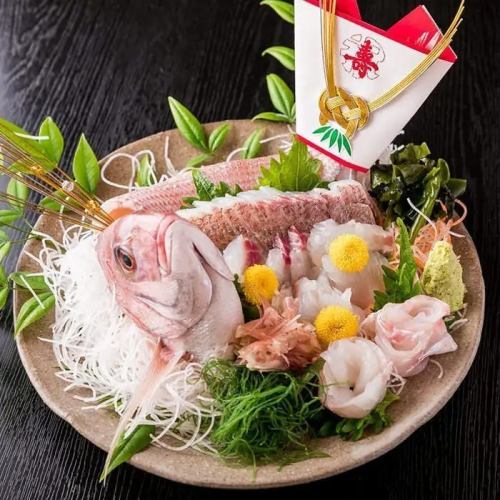 春のご家族でのお祝いに♪「鯛の尾頭付き」や「お子様ランチ」もご用意できます。