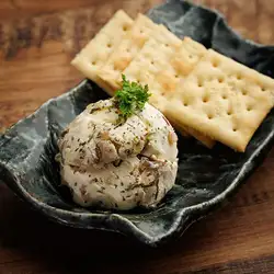 薫いぶりがっこクリームチーズ