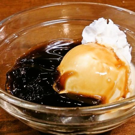 Black honey coffee jelly ~ with vanilla ice cream ~