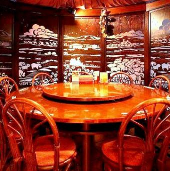 We also have a popular private room with a round table.Enjoy authentic Chinese cuisine in a relaxed atmosphere.Please use it for girls-only gatherings, entertainment, and meals with important people.Please make a reservation as it is a popular seat.Please feel free to contact the store for details.