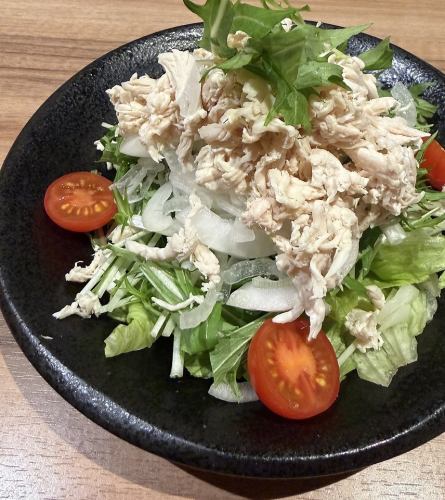 蒸し鶏のサラダ