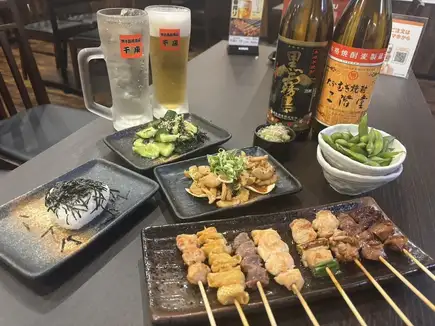 【120分(LO90分)飲み放題付き】歓送迎会千成おすすめコース◆全6品◆焼鳥8種ほか4400円(税込)