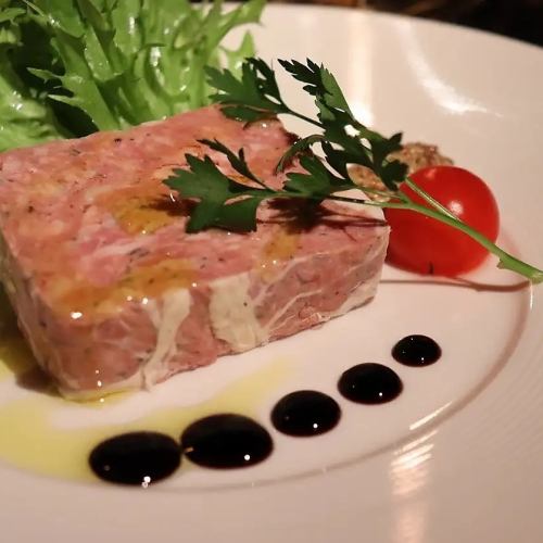 パテ・ド・カンパーニュ（鴨と豚の挽き肉のパテ）