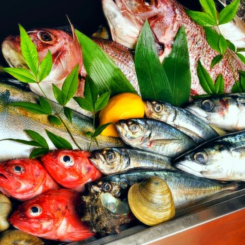 It boasts of fresh seafood selected by artisans in the Meieki area area!
