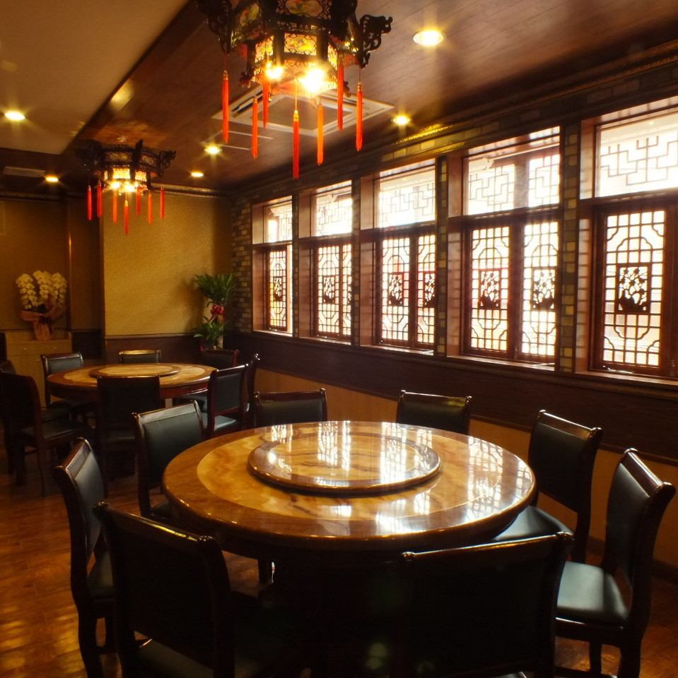 Over 100 kinds of exquisite Chinese food available for unlimited time! Perfect for parties!