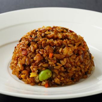 [Cantonese] Cantonese-style black fried rice