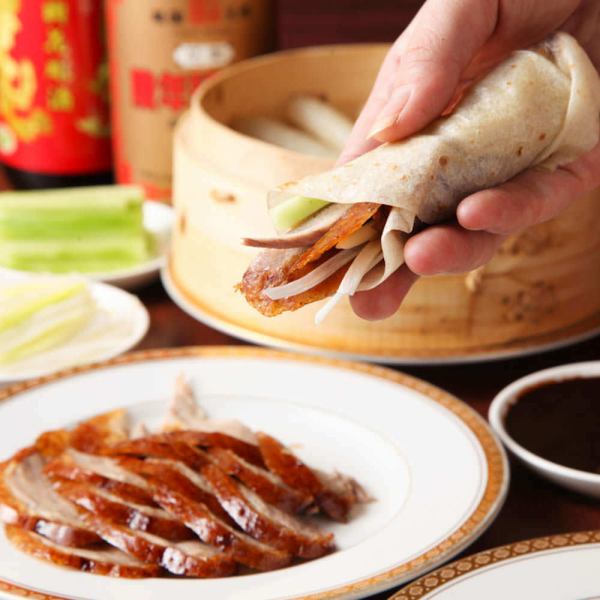 【仅限平日】130道无限畅吃北京烤鸭套餐3,278日元！