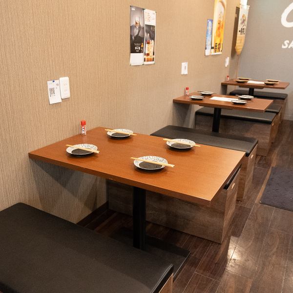 [Table seats] The compact restaurant is a homely space where you can casually enjoy your meal without having to strain your shoulders.The location is conveniently located near the station, so it's perfect for returning from shopping, lunch, or a girls' night out◎Enjoy our signature yakitori and delicious drinks. Please enjoy it.