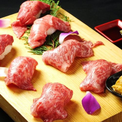 입안에서 살살 녹는 최고급 고기를 고기 초밥으로 ...
