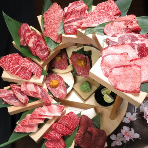 [For banquets!] Assorted 17-tiered Japanese beef, including Kobe beef ♪ 12500 yen ★ 2 servings ~ Order OK ♪