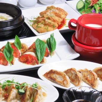 【Cheese Fondue Women's Association Course】 8 items with unlimited drinks allotted (3 hours before Monday and Friday) 4300 yen ⇒ 3800 yen