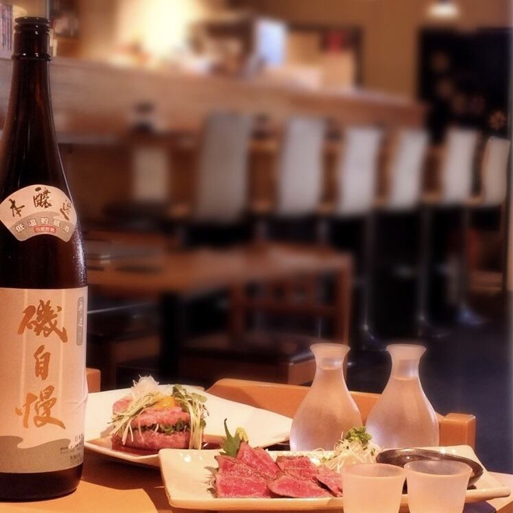 2小時無限暢飲套餐4,500日元起以靜岡當地清酒恭候您的光臨。