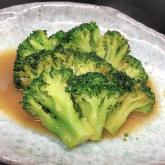Broccoli Butter Soy Sauce Steamed