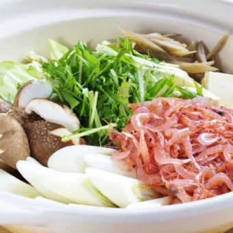 Sakura shrimp hotpot