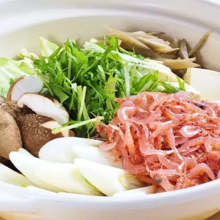 【樱花虾火锅套餐】5000日元（含2小时畅饮/含税）