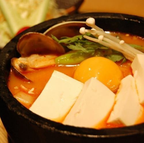 豆腐チゲ・キムチチゲ L