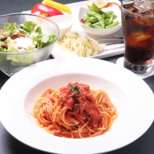 [Weekday Tuesday, Wednesday and Thursday only] Choose your favorite pasta and one drink for a total of 6 dishes for 3,000 yen (tax included)