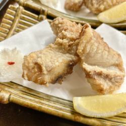 ふぐの唐揚げバジル風味