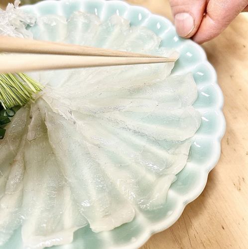 [Top quality] Fugu sashimi