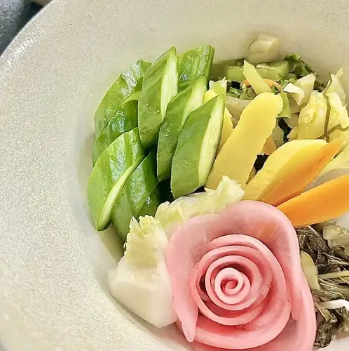 [Manome Specialty] Pickled vegetables made with a 59-year-old rice bran bed