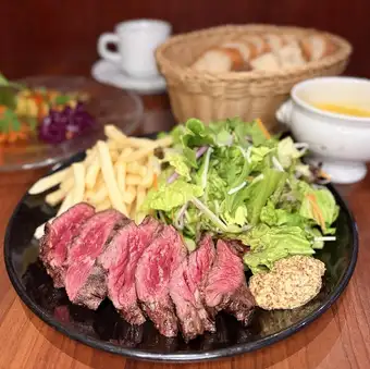 【土日祝ランチ】牛ヴァベットのグリルステーキプラン