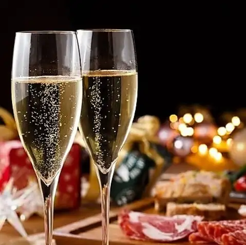 丸の内にあるおしゃれテラス席★クラフトビールが大人気♪