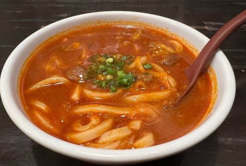 店長おすすめ！赤マサラカレーうどん