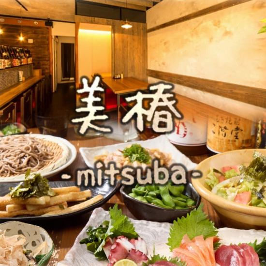 炭火で焼き上げる炭焼き料理や、朝挽きの淡路鶏を使用した「鶏のタタキ」もおすすめ！